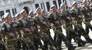 Над 10 от състава на въоръжените сили на България е