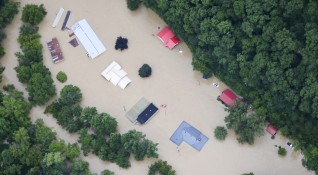 Американският щат Кентъки е засегнат от тежки наводнения В района