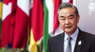 Китайският външен министър Уан Ий заяви във вторник че онези