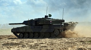 Испания няма да достави на Украйна танкове Леопард които се