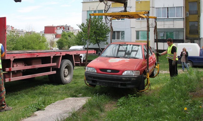 Над 350 трошки са премахнати от улиците на София