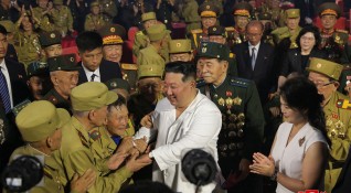 Северна Корея предлага на Русия 100 000 доброволци във войната