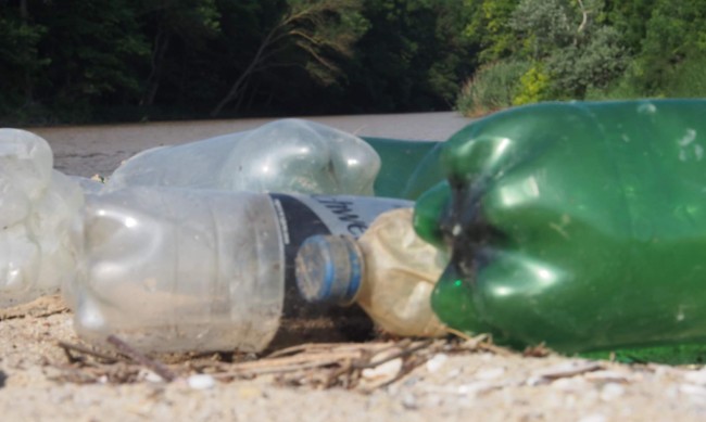 Лимонада за смет: Заведение в Поморие предлага напитки срещу боклук