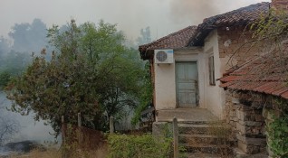 Снимка БГНЕСГолям пожар избухна в околностите на старозагорското село Пъстрово