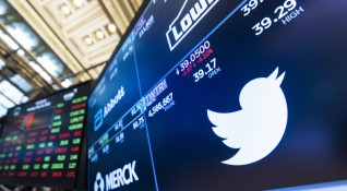 Американски служител на компанията Туитър беше осъден за шпионаж съобщи