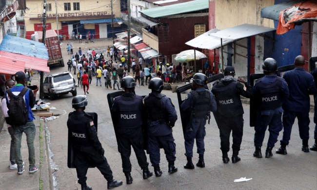 Поне 21 жертви  при антиправителствени протести в Сиера Леоне