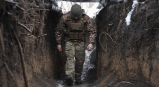 Украйна взема на прицел руски войници които стрелят по завзетата