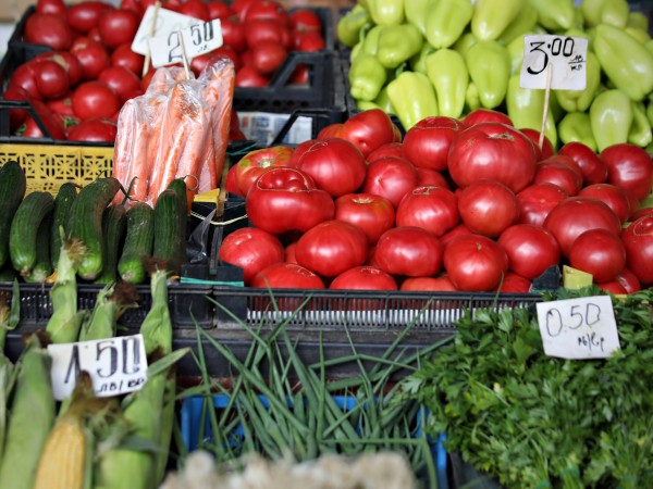 На фона на растящата инфлация цените на плодовете и зеленчуците