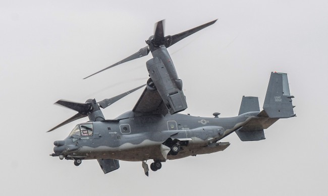 САЩ дава безплатно военни хеликоптери на Чехия