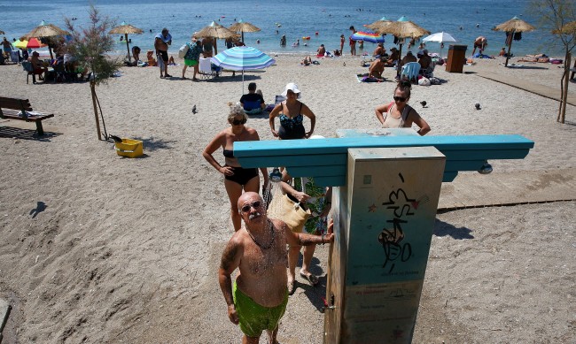 Гърция с туристически рекорди: Пълни хотели, заведения