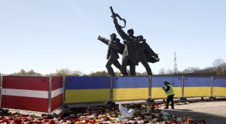 След като Русия нападна Украйна Литва Латвия Естония и Финландия