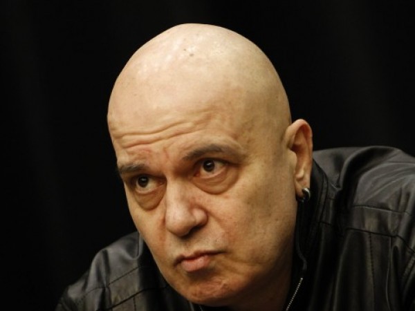 Лидерът на ИТН Слави Трифонов отрави нова критика към ПП.