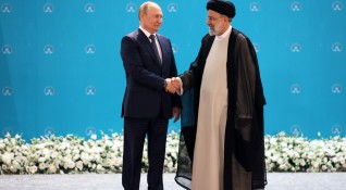 Русия планира да използва Иран като задна врата за да