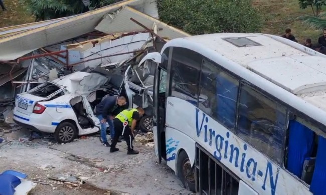 Освободен е българинът, задържан за продажбата на автобуса от катастрофата в Бургас