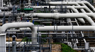Русия се споразумя с Китай за допълнителни доставки на газ