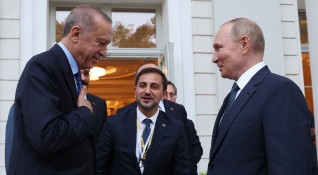 Турският президент умело използва войната в Украйна като действа на