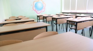 Българските училища страдат от сериозна липса на преподаватели по информатика