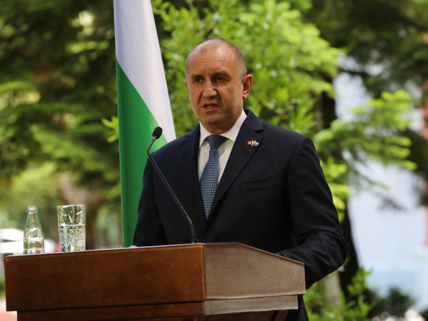 Президентът Румен Радев изразява съболезнования на семейството и близките на