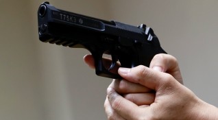 Носенето на огнестрелно оръжие скоро ще бъде забранено в известния