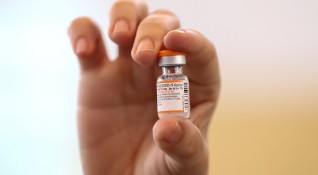 Лекарственият регулатор на ЕС одобри ваксините за COVID 19 на компаниите