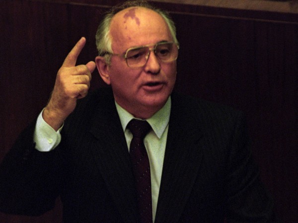 Михаил Горбачов – един от най-значимите политици на 20-век, почина
