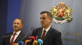 България води преговори с Газпром за подновяване на доставките на