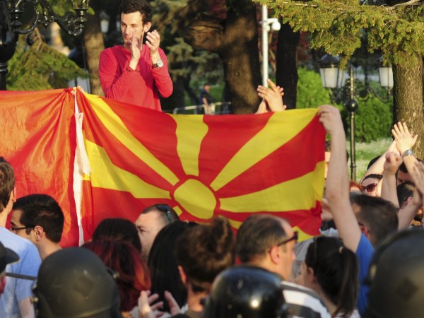 Единственият референдум, който има някакъв смисъл за Северна Македония е