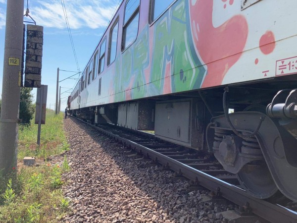 Пътнически влак е блъснал велосипедист в района на жп гара