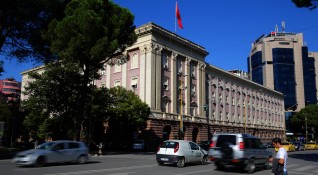 Руското посолство в Тирана се премести от дългогодишното си местонахождение