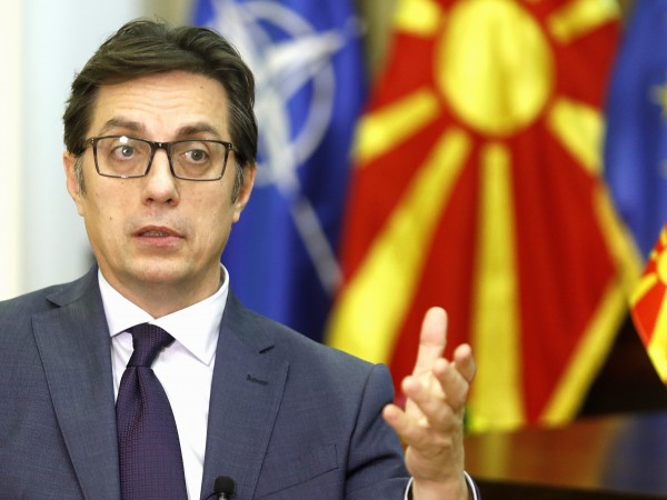 Македонският президент Стево Пендаровски съобщи, че ще посети София на