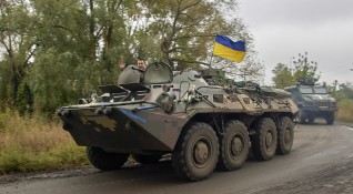 Украйна се намира в неестествени граници и трябва да отстъпи