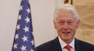 Бившият президент на САЩ Бил Клинтън отхвърли идеята че руското