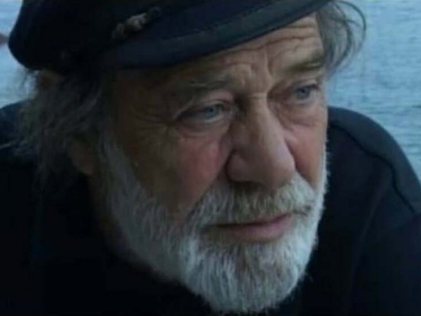 Актьорът Досьо Досев почина на 88-годишна възраст. Това съобщиха за