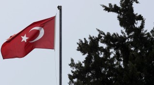 Цена от над 7500 лева 70 хиляди турски лири достига