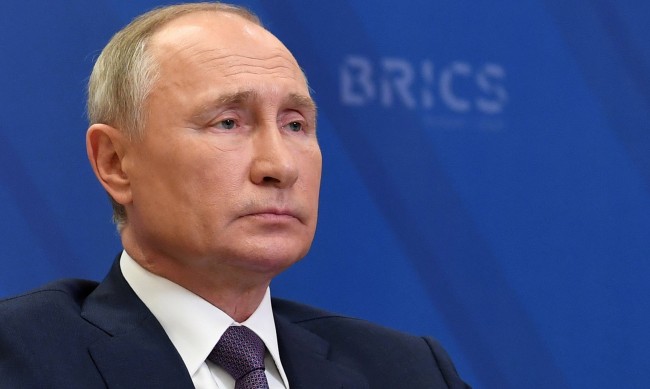 Путин затяга обръча, затвор грози при отказ от участие във военни действия