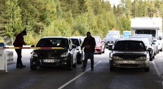 Финландската гранична служба продължава да отчита натоварен трафик на източната