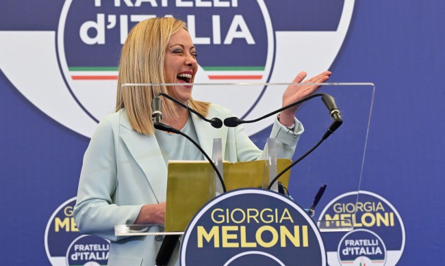 Джорджа Мелони и десницата превзеха Италия, какво следва?