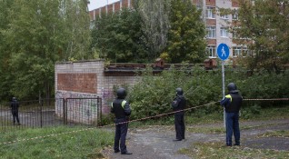 Установена е самоличността на стрелеца в училище в руския град