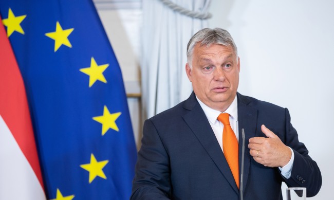 Унгария започва национален дебат за Русия
