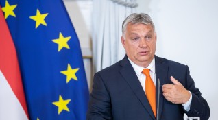 Унгарският премиер Виктор Орбан обяви че започва национален дебат относно