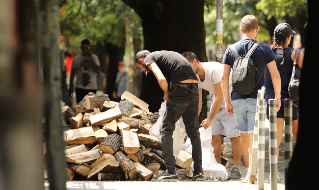 Вносът на дърва от България спрял, Гърция видя голямо поскъпване