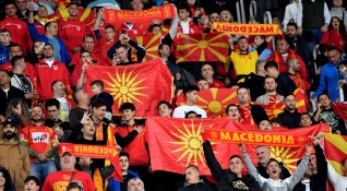 Изключително грозно започна срещата Северна Македония България от Лига