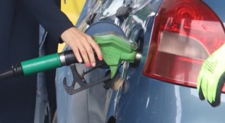 Цените на горивата пак тръгнаха нагоре след обявяването на частичната