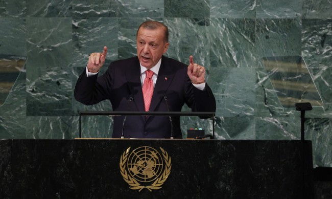 Реджеп Ердоган: Лихвените проценти са големият ни враг