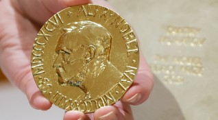 Тазгодишната Нобелова награда за мир може да осъди войната в