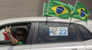 Гражданите на Бразилия в неделя гласуват на избори които ще