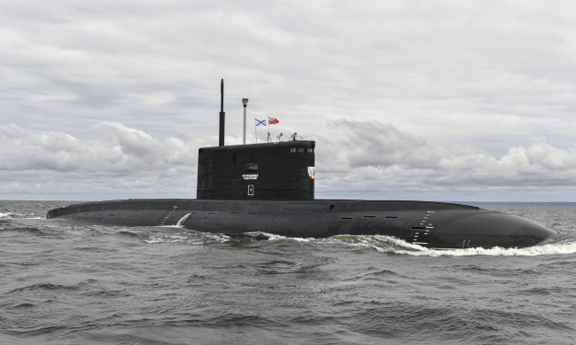 Руската ядрена подводница се е активизирала