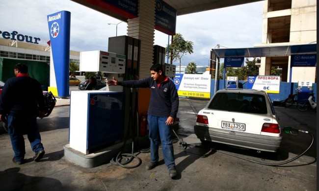 В Гърция спряха помощите за дизела, бензинът стана по-евтин