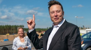 Кремъл похвали създателя на Tesla Илон Мъск за предложението за