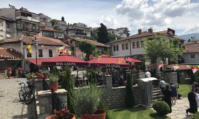 Призовават за протест срещу клуб "Цар Борис III" в Охрид